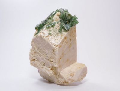 Verdelit, ortoklas - Barra do Salinas, Brazílie